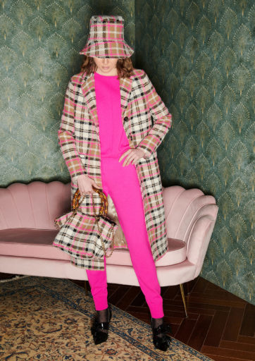 29-1ONE_FW22_Look10_023-B