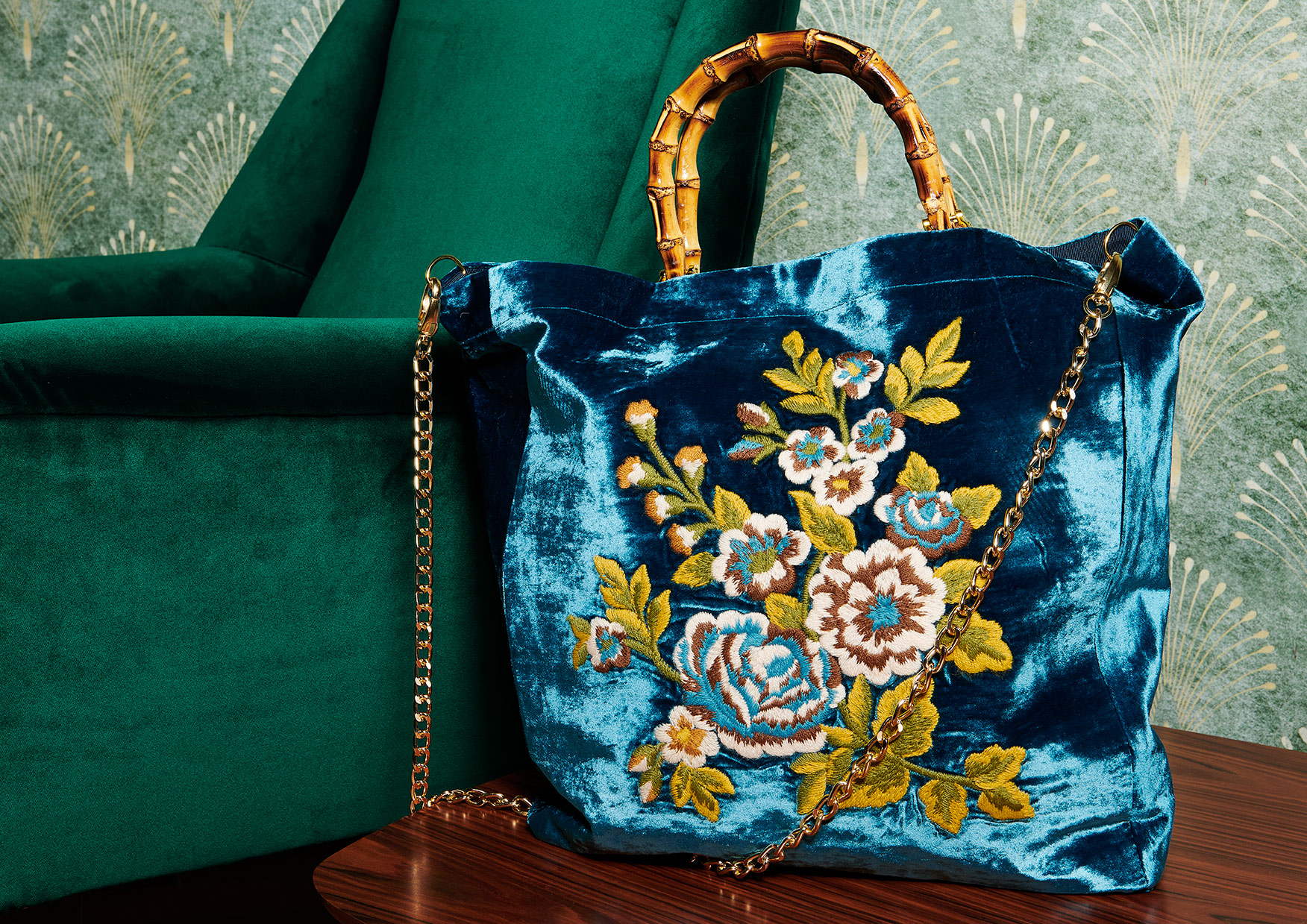 46-1ONE_FW22_Still2_007-B